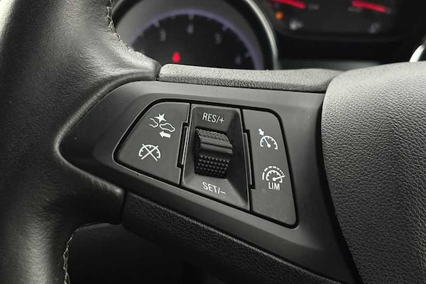 Used Vauxhall Astra 2018 for sale - 76204132: Photo 21