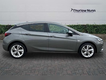 Used Vauxhall Astra 2018 for sale - 76204132: Photo 2
