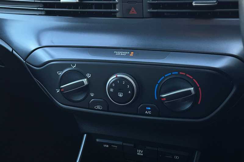 Used Hyundai i20 2021 for sale - 76168940: Photo 15