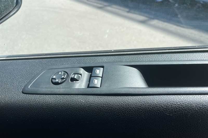 Used Vauxhall Vivaro 2024 for sale - 76459188: Photo 16