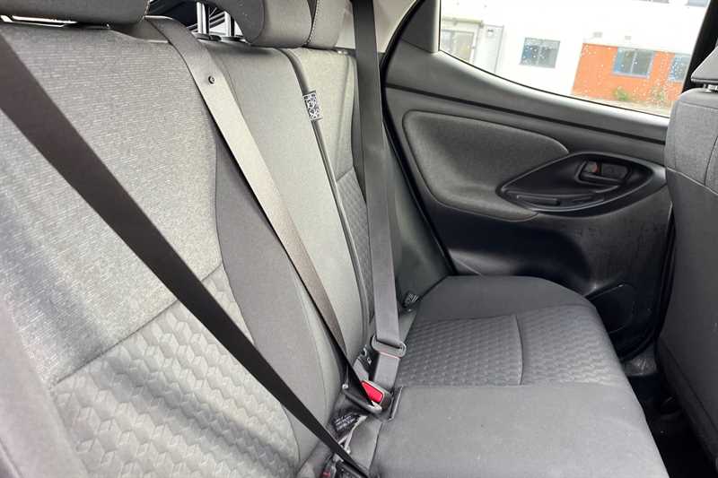 Used Toyota Yaris 2021 for sale - 76338986: Photo 23