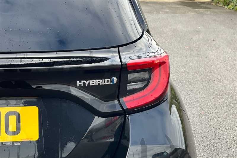 Used Toyota Yaris 2021 for sale - 76338986: Photo 30