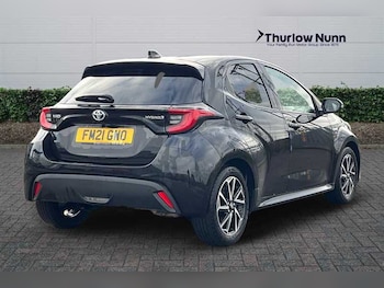 Used Toyota Yaris 2021 for sale - 76338986: Photo