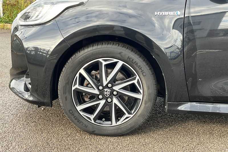 Used Toyota Yaris 2021 for sale - 76338986: Photo 46