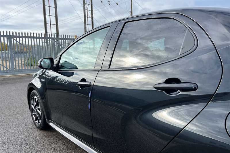 Used Toyota Yaris 2021 for sale - 76338986: Photo 50