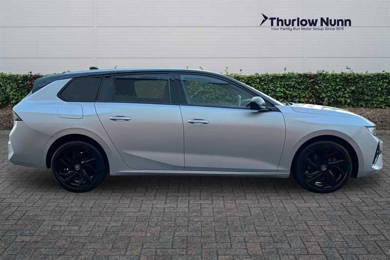 Used Vauxhall Astra 2024 for sale - 77232587: Photo 2