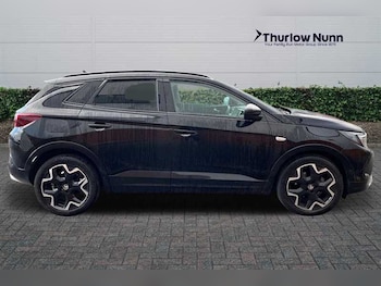 Used Vauxhall Grandland 2022 for sale - 76074739: Photo 2