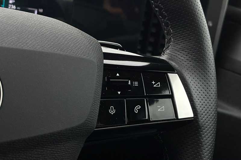 Used Vauxhall Astra 2025 for sale - 77472076: Photo 22