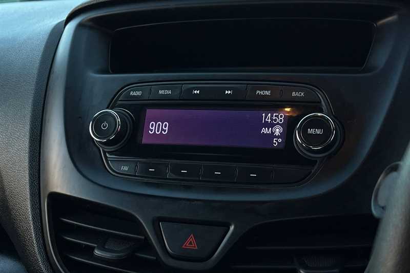 Used Vauxhall Viva 2018 for sale - 76827001: Photo 18