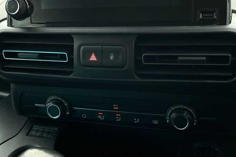 Used Vauxhall Combo Life 2020 for sale - 77471368: Photo 15