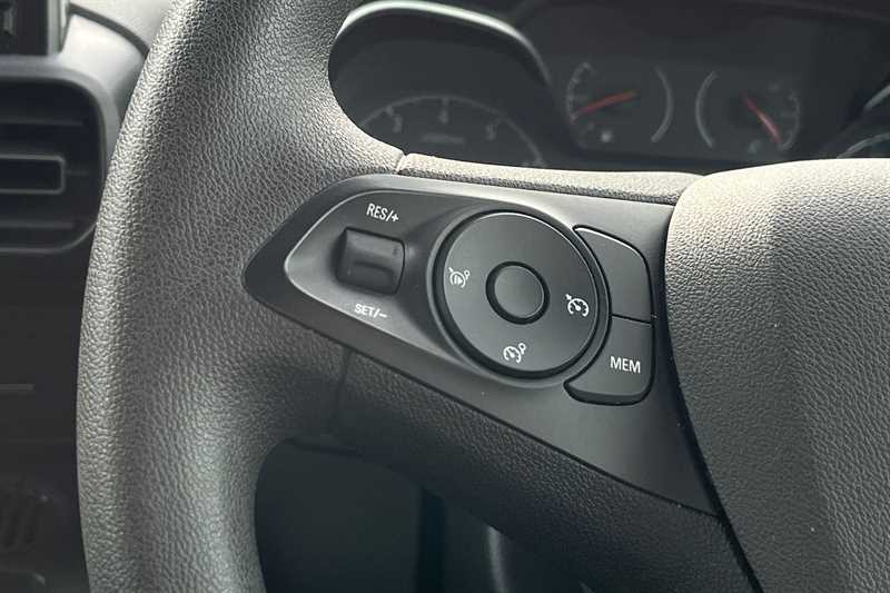 Used Vauxhall Combo Life 2020 for sale - 77471368: Photo 21