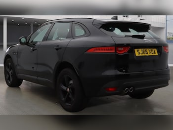 Used Jaguar F-Pace 2016 for sale - 76510816: Photo