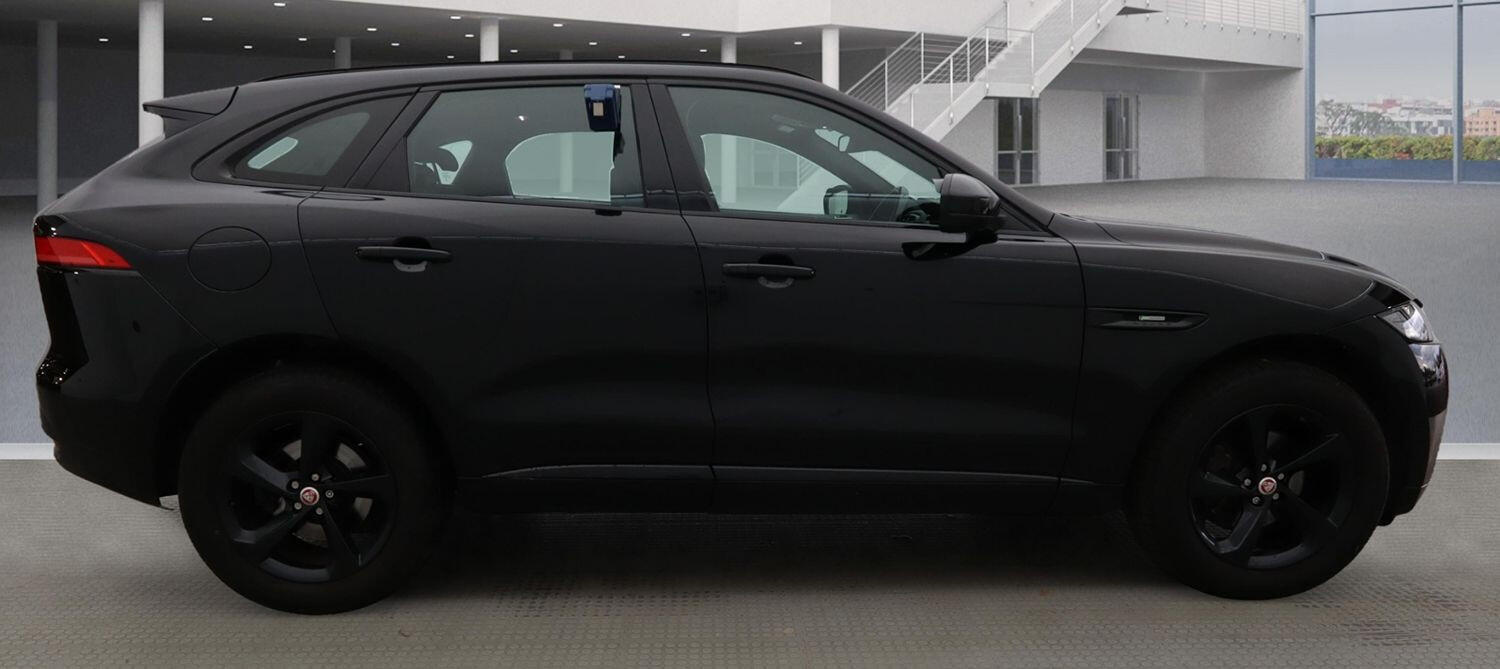 Used Jaguar F-Pace 2016 for sale - 76510816: Photo 4