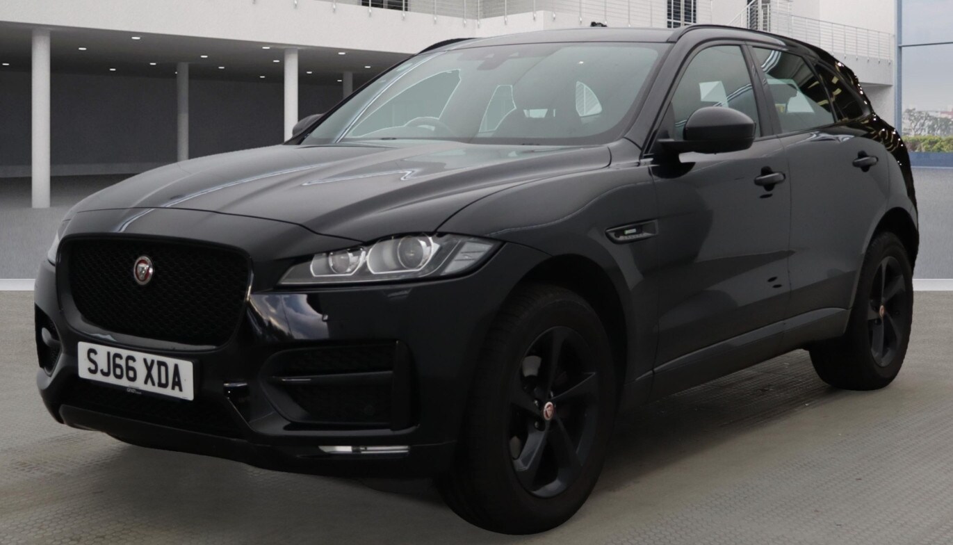 Used Jaguar F-Pace 2016 for sale - 76510816: Photo 6