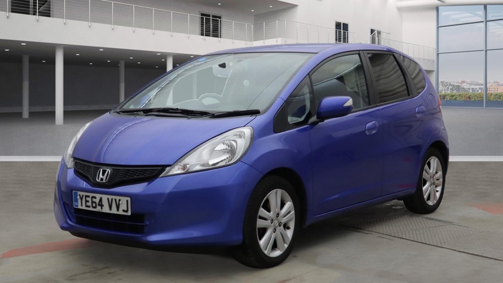Used Honda Jazz 2014 for sale - 76510820: Photo 2