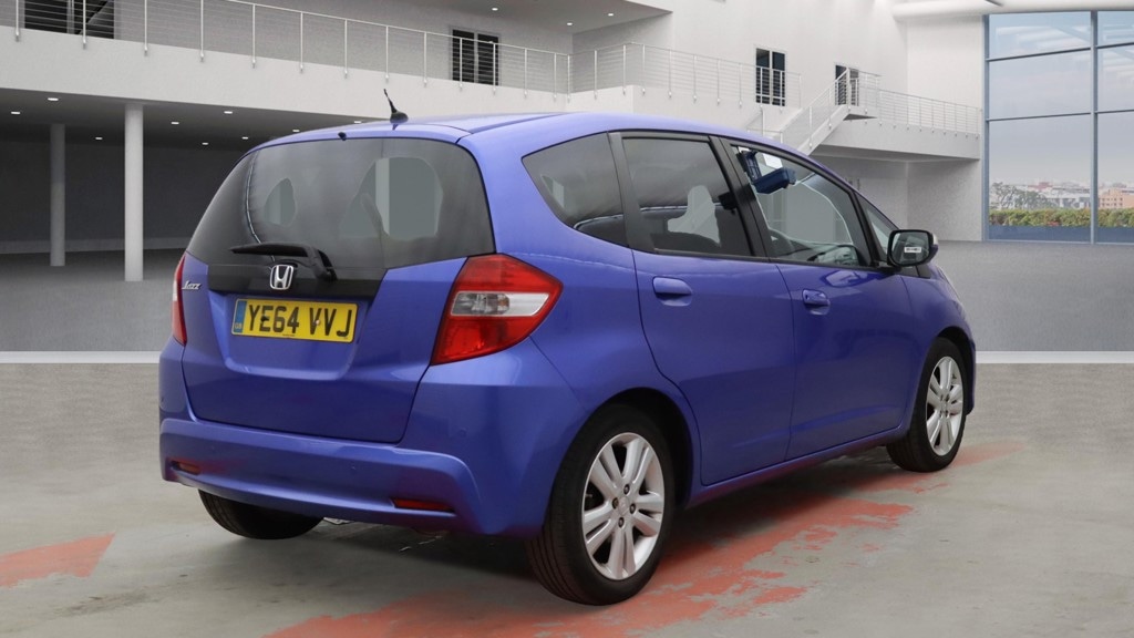 Used Honda Jazz 2014 for sale - 76510820: Photo 4