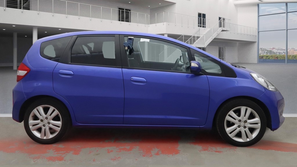 Used Honda Jazz 2014 for sale - 76510820: Photo 5