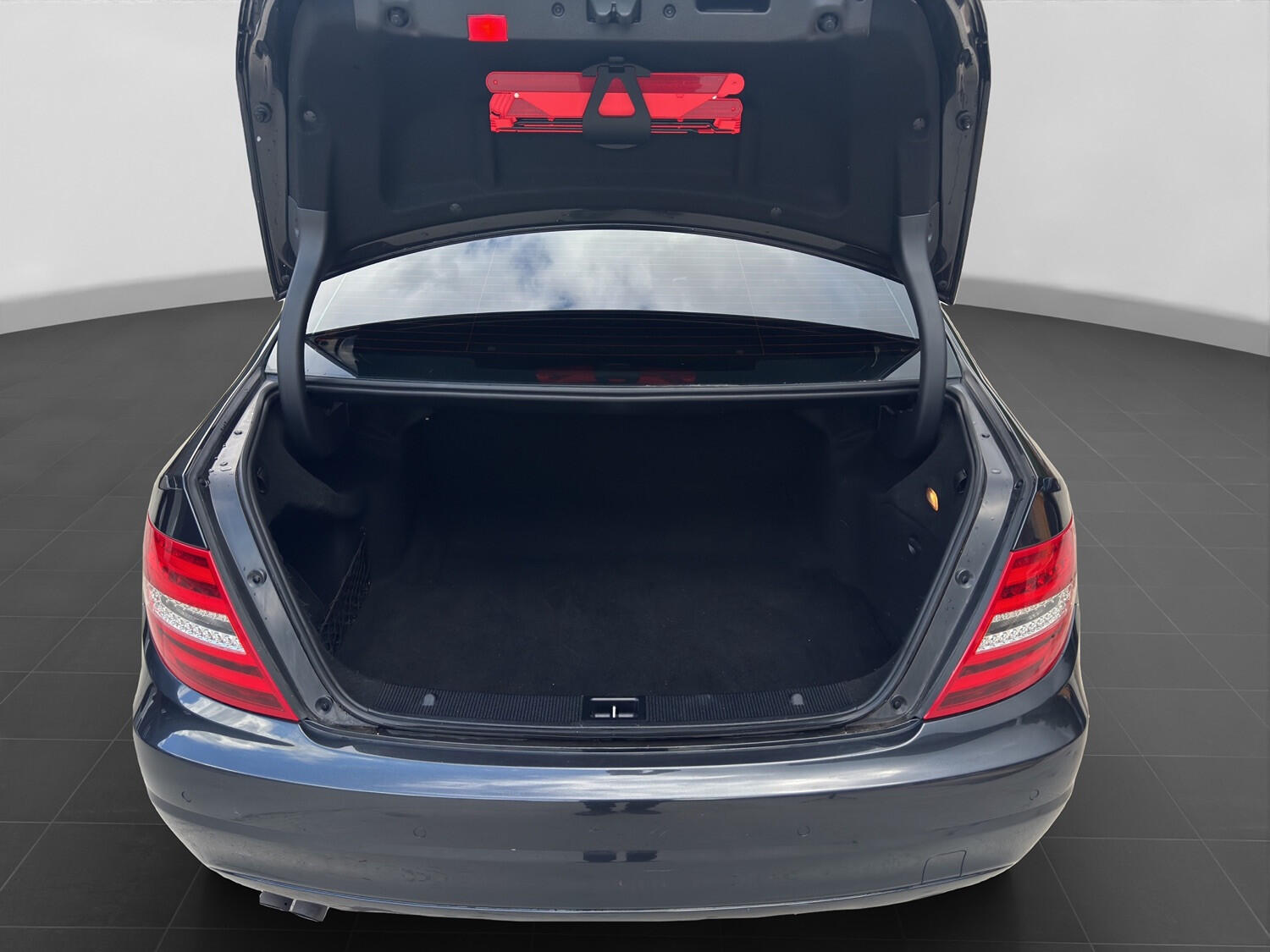 Used Mercedes-Benz C-Class 2012 for sale - 76030627: Photo 14