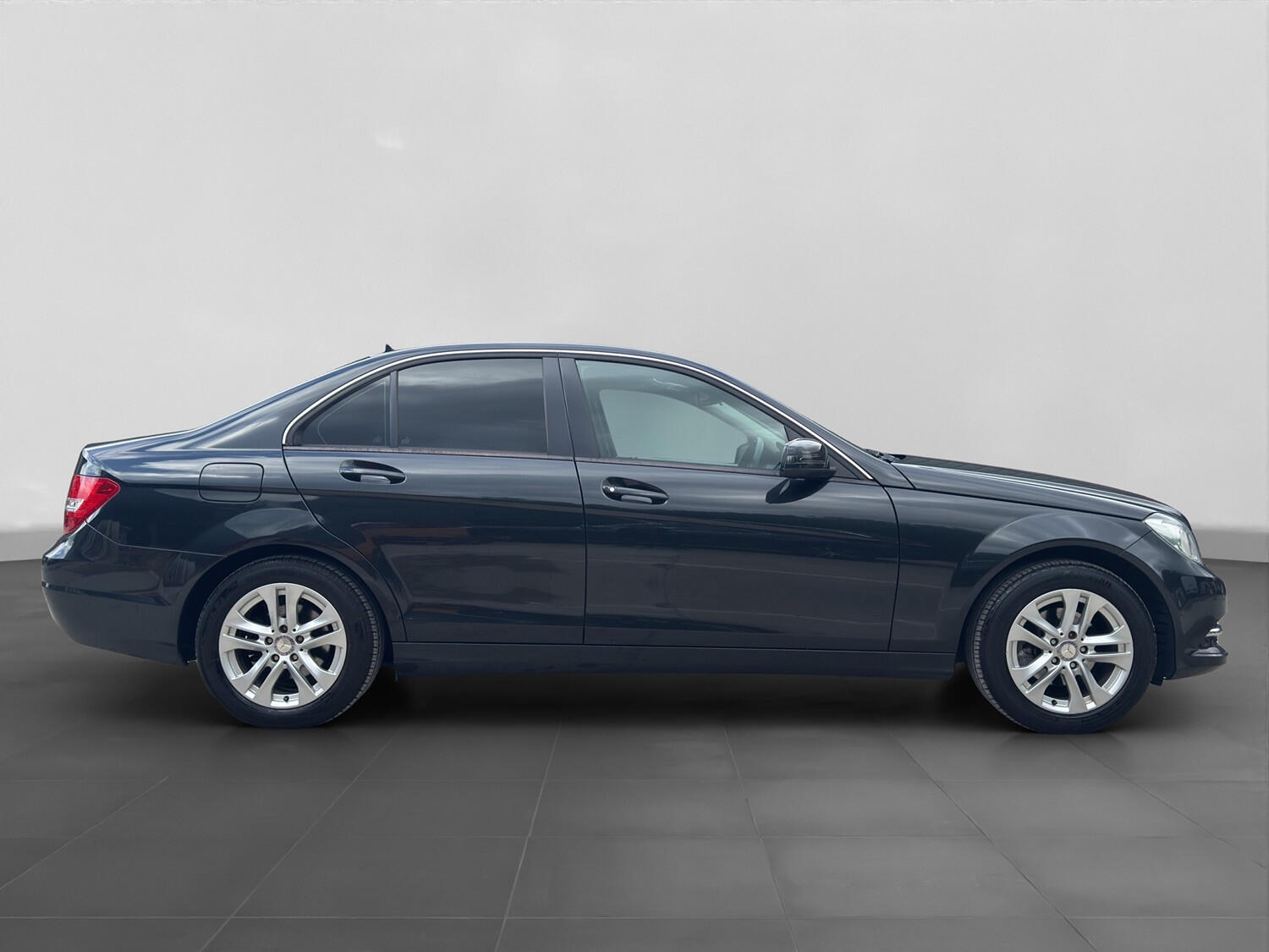 Used Mercedes-Benz C-Class 2012 for sale - 76030627: Photo 18
