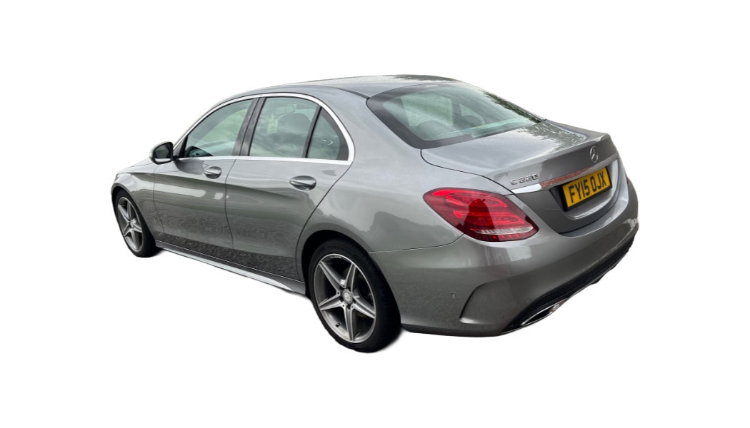 Used Mercedes-Benz C Class 2015 for sale - 76397024: Photo 2