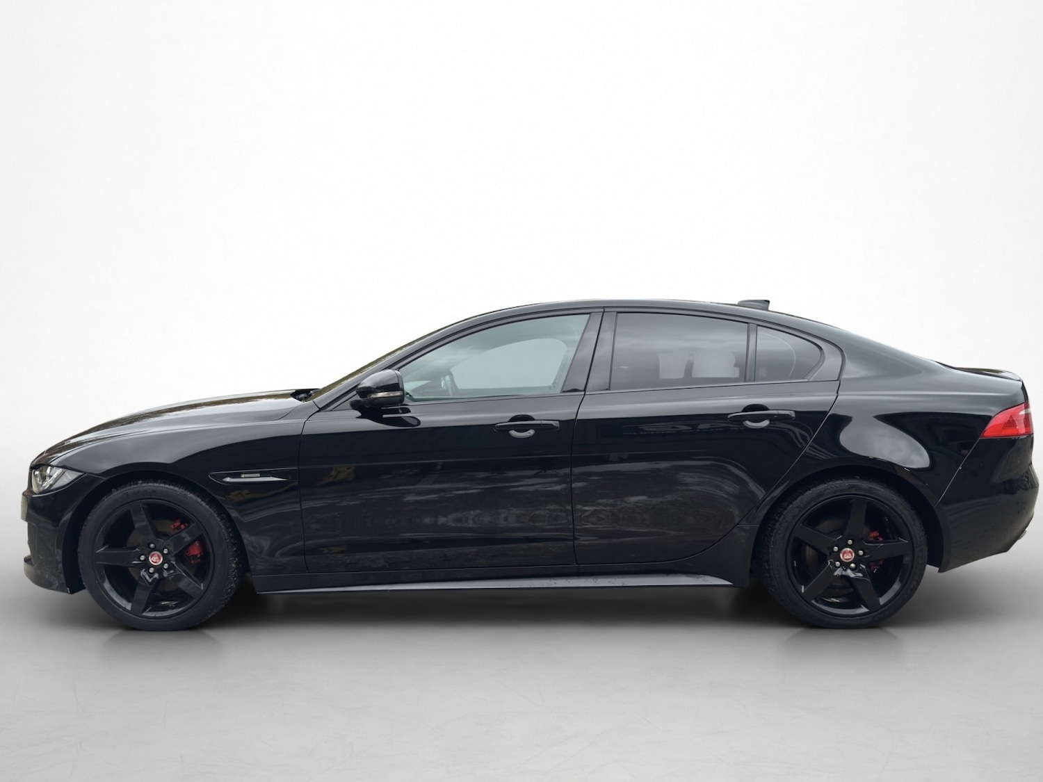 Used Jaguar XE 2017 for sale - 76436394: Photo 10