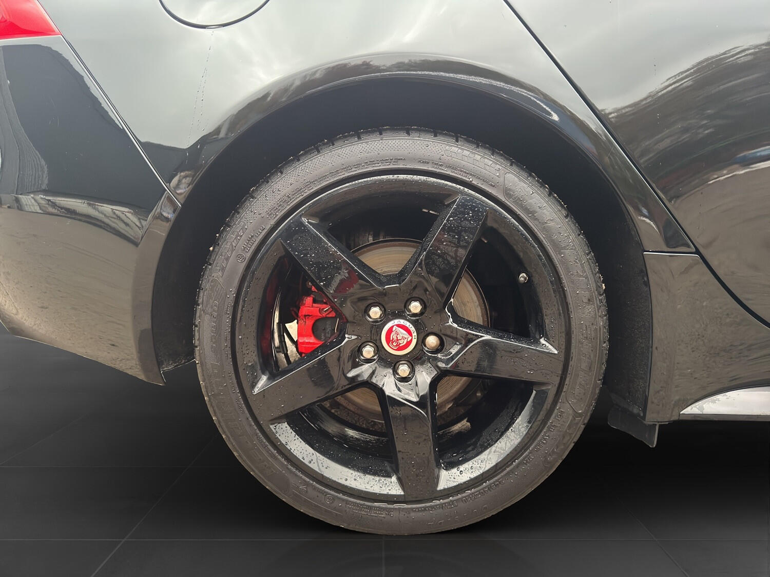 Used Jaguar XE 2017 for sale - 76436394: Photo 15