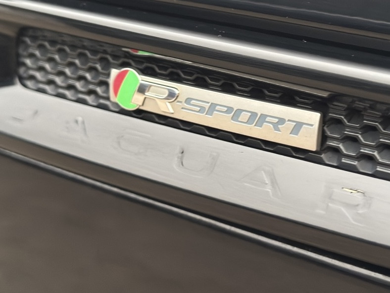 Used Jaguar XE 2017 for sale - 76436394: Photo 24