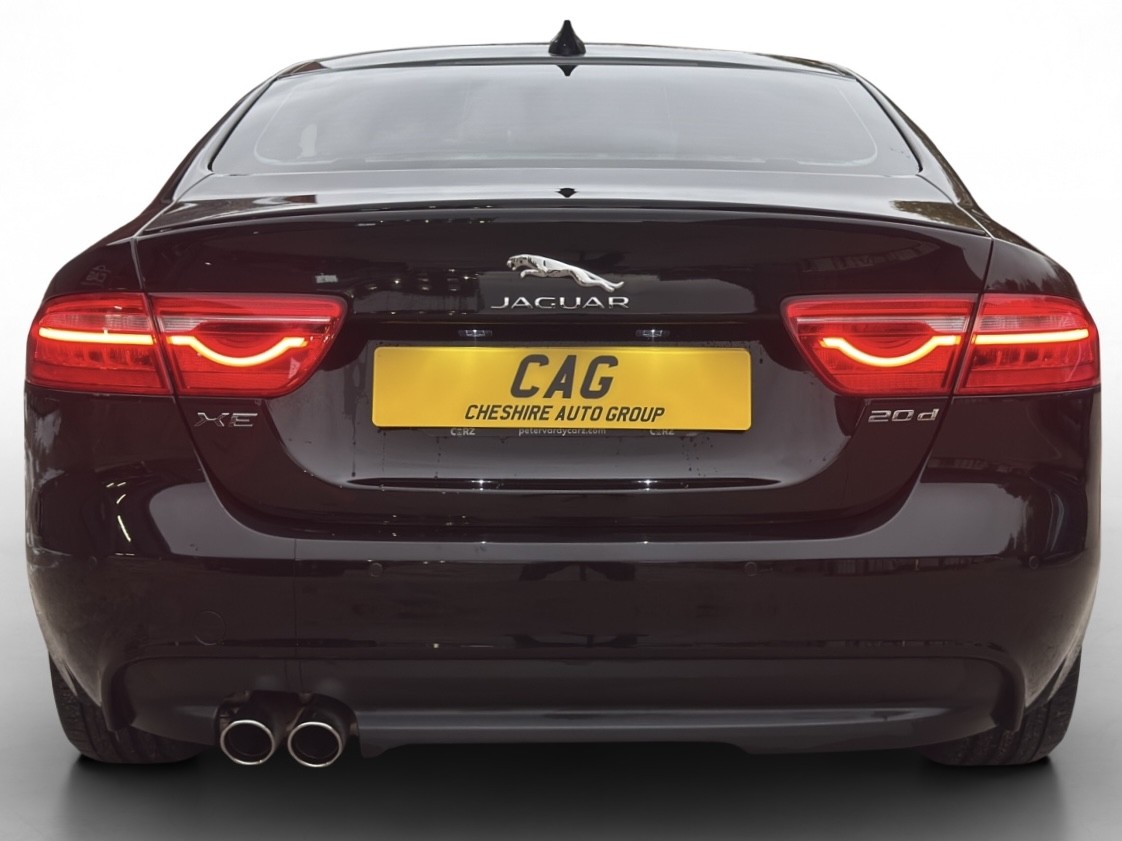 Used Jaguar XE 2017 for sale - 76436394: Photo 4