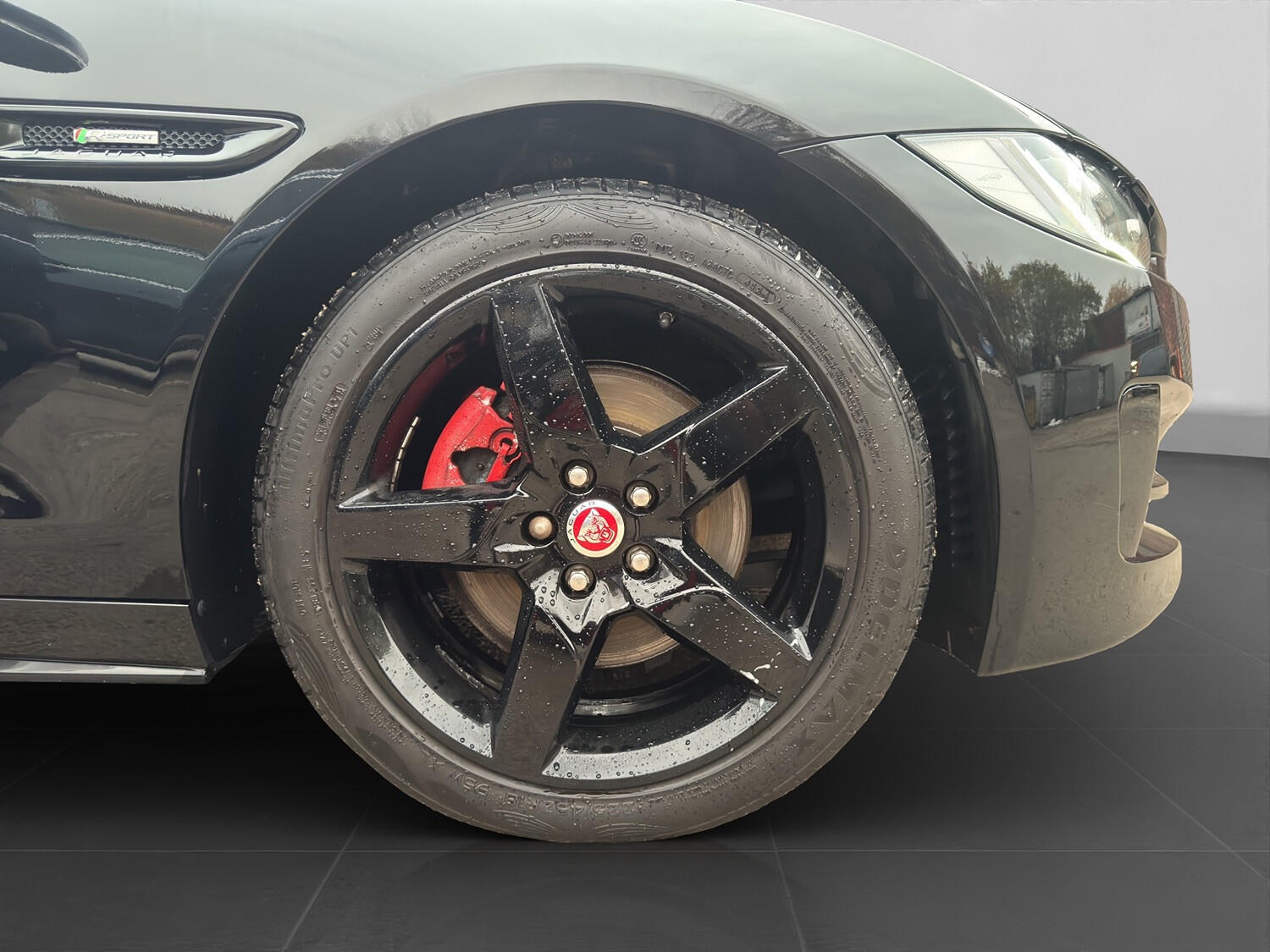 Used Jaguar XE 2017 for sale - 76436394: Photo 49