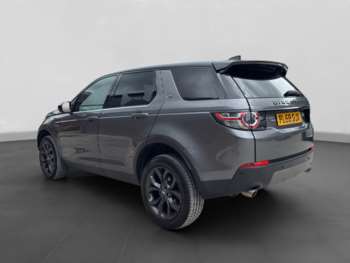 Used Land Rover Discovery Sport 2019 for sale - 74808172: Photo