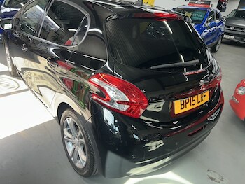 Used Peugeot 208 2015 for sale - 78258118: Photo
