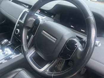 Used Land Rover Discovery Sport 2019 for sale - 78258226: Photo