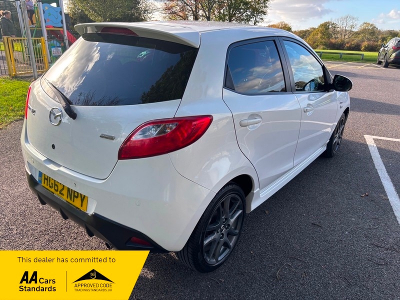 Used Mazda Mazda2 2012 for sale - 76407219: Photo 5