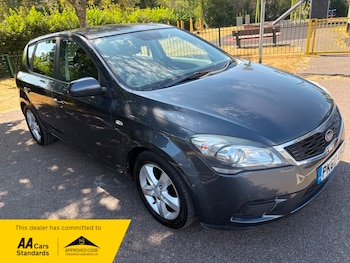 Used Kia Ceed 2010 for sale - 79266266: Photo