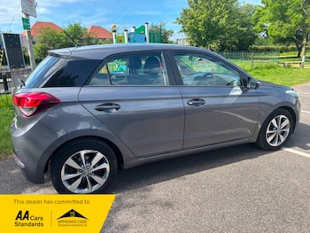 Used Hyundai i20 2016 for sale - 78659177: Photo