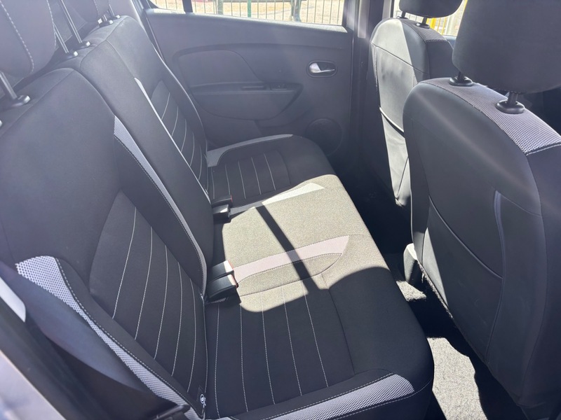 Used Dacia Sandero Stepway 2018 for sale - 78018026: Photo 15