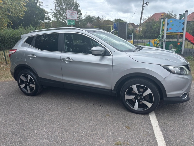 Used Nissan Qashqai 2016 for sale - 76559685: Photo 3