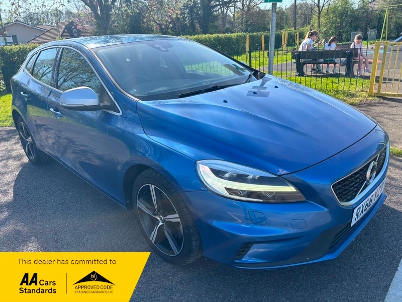 Used Volvo V40 2016 for sale - 78168135: Photo 1