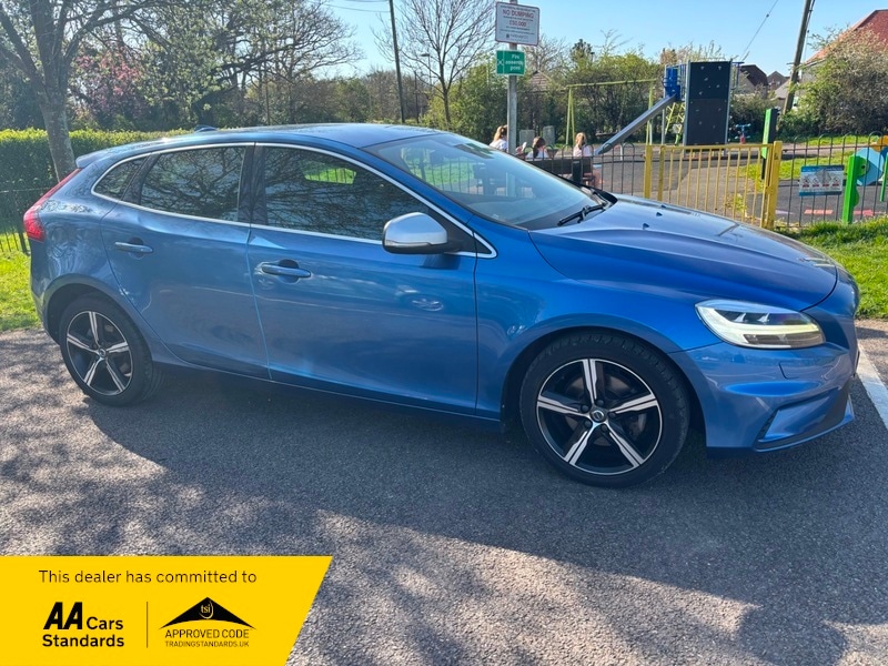 Used Volvo V40 2016 for sale - 78168135: Photo 3