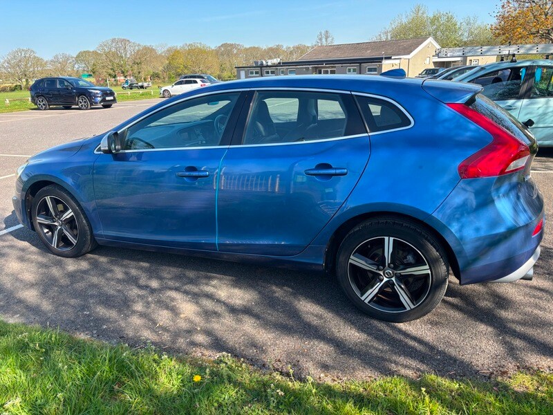 Used Volvo V40 2016 for sale - 78168135: Photo 8