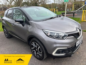 Used Renault Captur 2019 for sale - 77821738: Photo