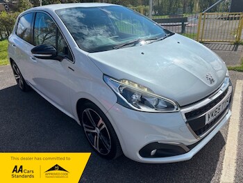Used Peugeot 208 2015 for sale - 78140962: Photo