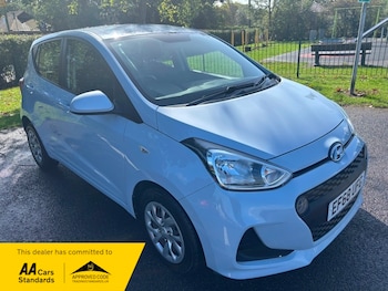 Used Hyundai i10 2019 for sale - 75936768: Photo