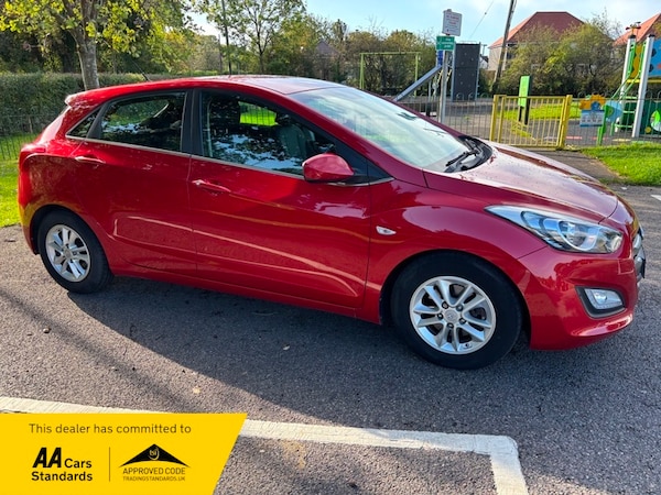 Used Hyundai i30 2015 for sale - 76173517: Photo 3