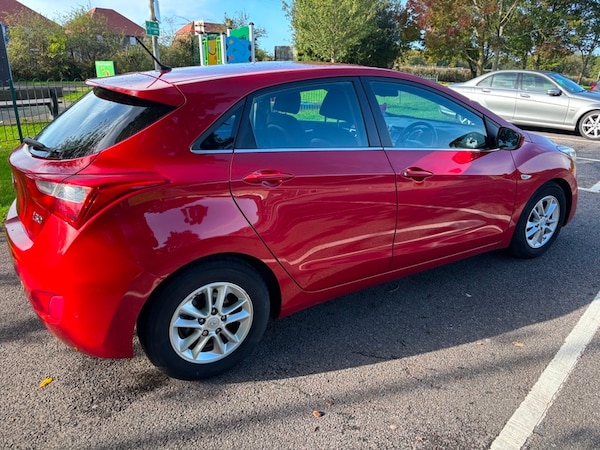 Used Hyundai i30 2015 for sale - 76173517: Photo 4