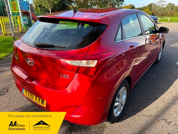 Used Hyundai i30 2015 for sale - 76173517: Photo 5