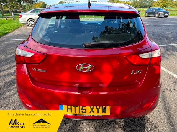 Used Hyundai i30 2015 for sale - 76173517: Photo 6