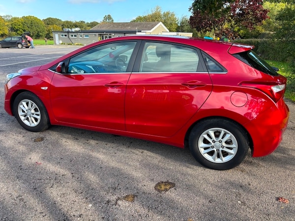 Used Hyundai i30 2015 for sale - 76173517: Photo 8