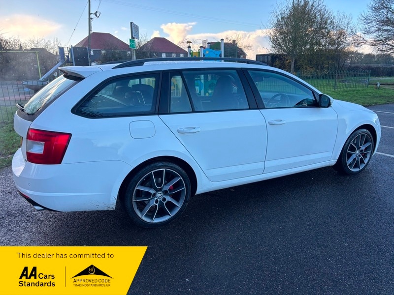 Used Skoda Octavia 2015 for sale - 76798950: Photo 3