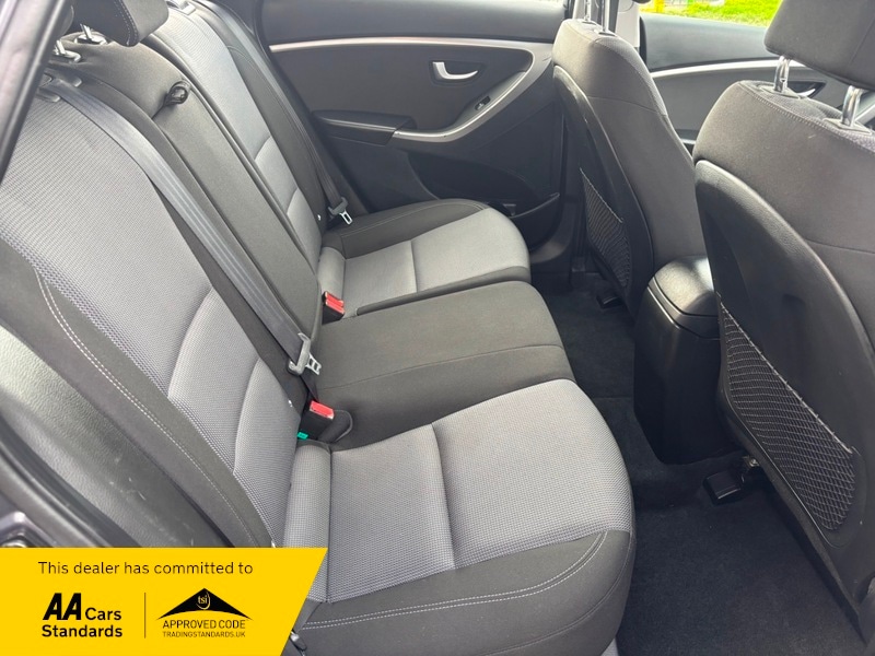 Used Hyundai i30 2015 for sale - 77572465: Photo 12